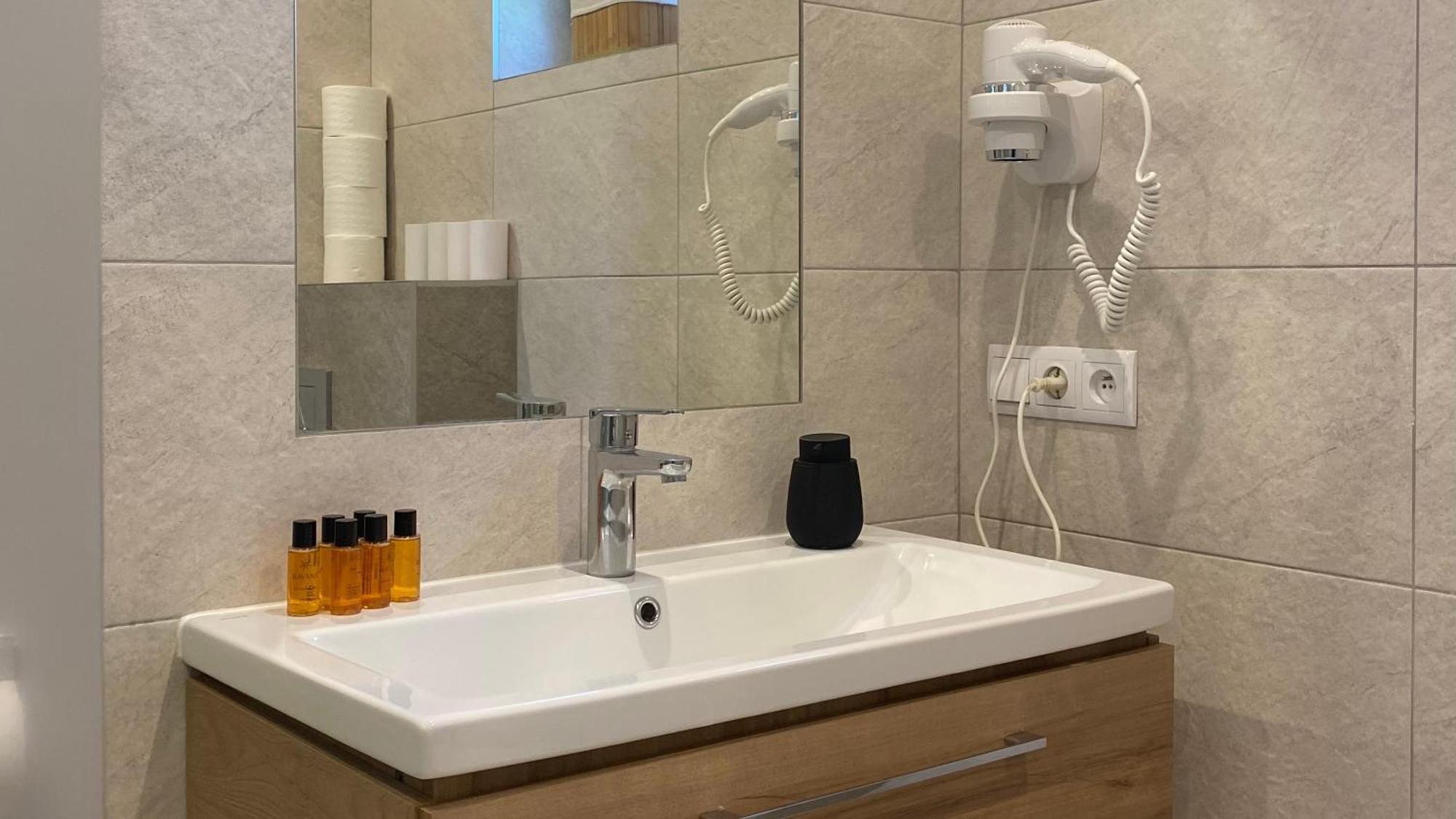 Apartamenty Fredry Lesko Zewnętrze zdjęcie